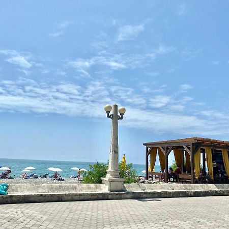 Квартира 1-Комнатная - До Моря 2 Мин - В Центре Sukhumi Exterior photo